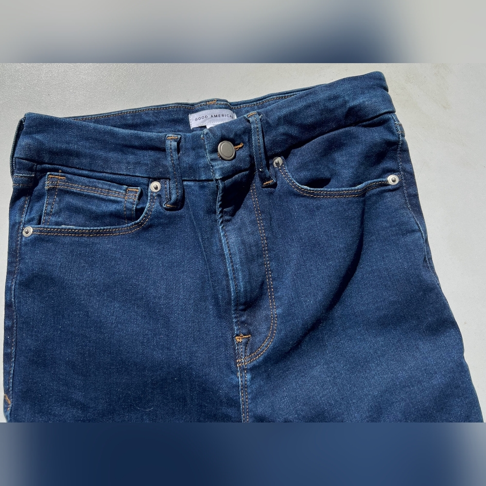 Madewell Women's Classic Blue High-Rise Jeans - Picture 3 of 6